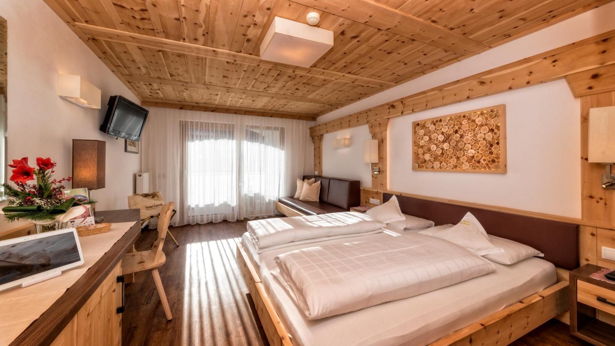 Hotel Interski Santa Cristina Val Gardena Zewnętrze zdjęcie