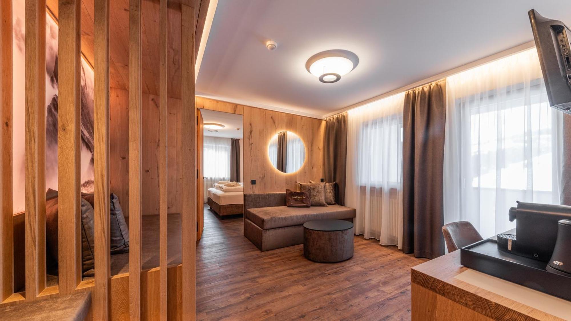 Hotel Interski Santa Cristina Val Gardena Zewnętrze zdjęcie