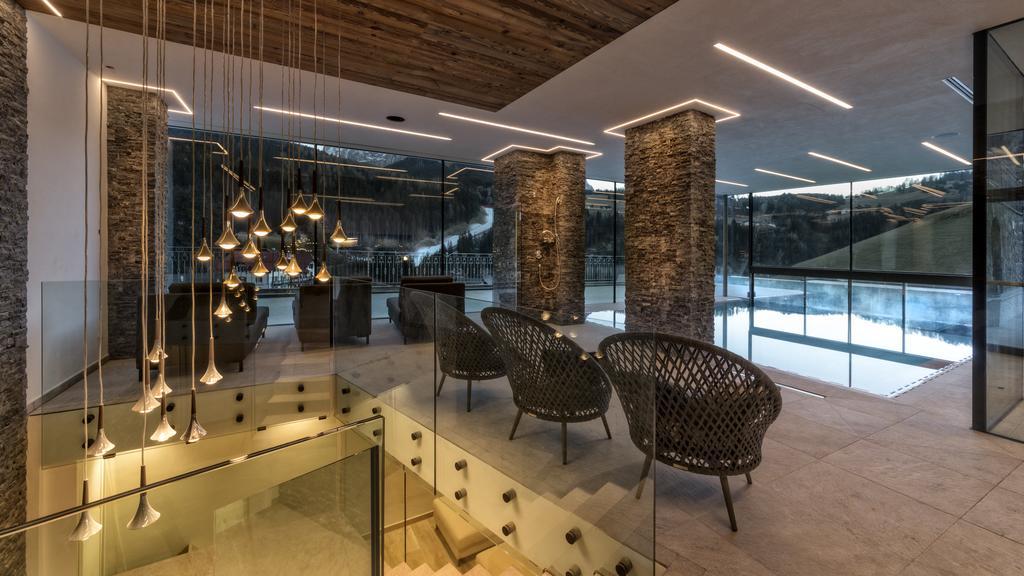 Hotel Interski Santa Cristina Val Gardena Zewnętrze zdjęcie