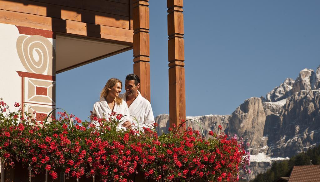 Hotel Interski Santa Cristina Val Gardena Zewnętrze zdjęcie